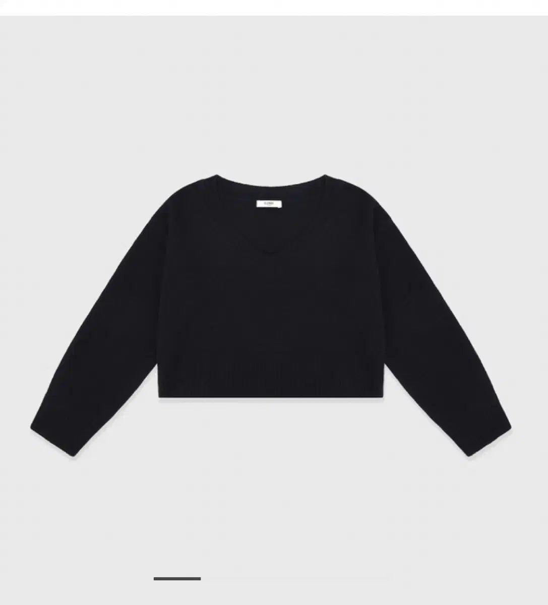 glowny v neck knit navy 글로니 풀오버 브이넥 니트